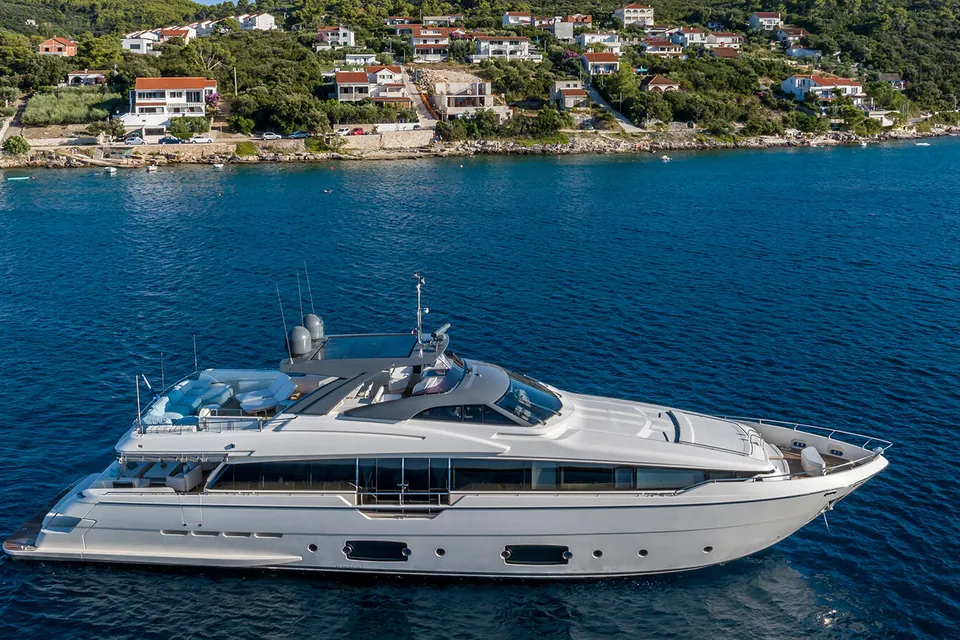 Katariina XO, 2017 Ferretti 960, photo 5