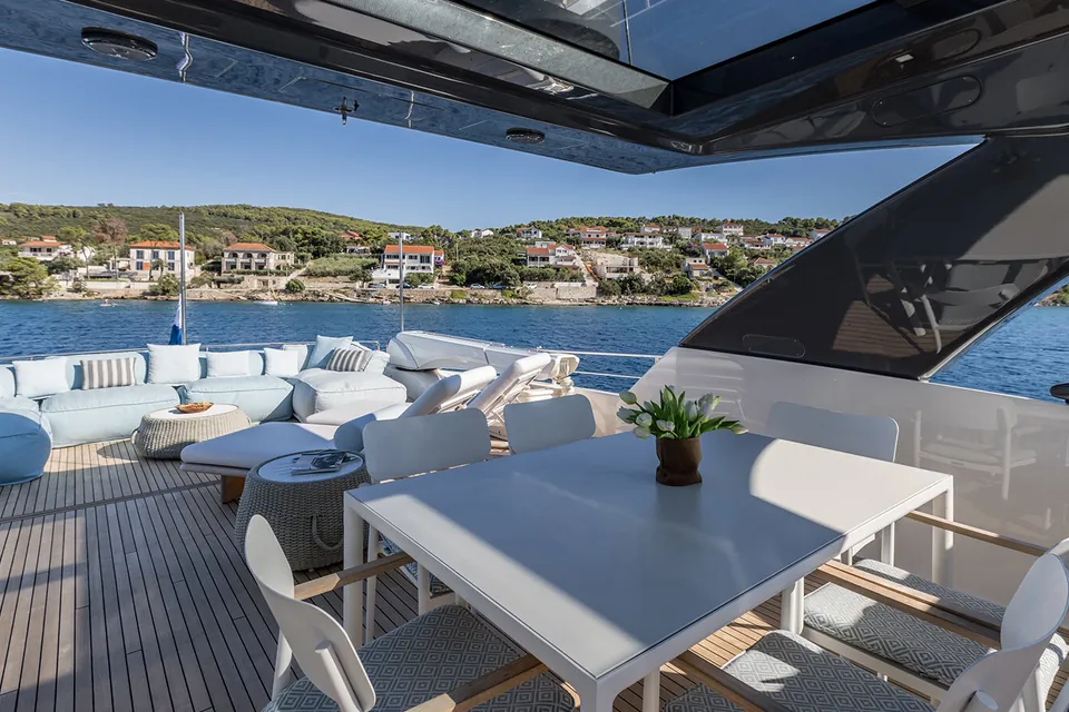 Katariina XO, 2017 Ferretti 960, photo 9