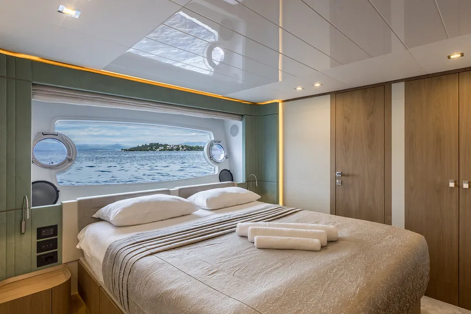 Katariina XO, 2017 Ferretti 960, photo 31
