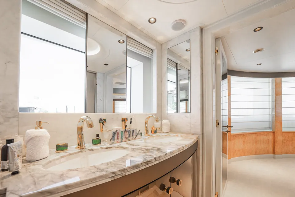 Aelia, 2015 Benetti Custom, photo 34