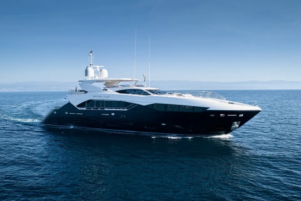 Wicked Play, 2015 Sunseeker 115 Sport Yacht, photo 1