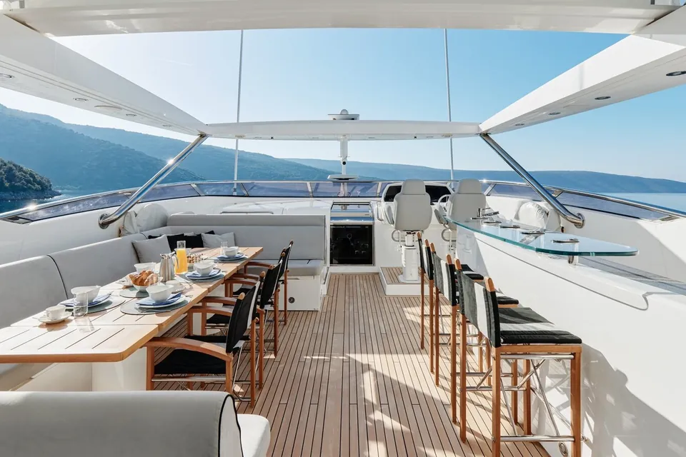 Wicked Play, 2015 Sunseeker 115 Sport Yacht, photo 19
