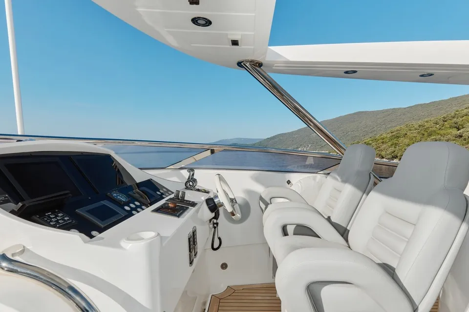 Wicked Play, 2015 Sunseeker 115 Sport Yacht, photo 22