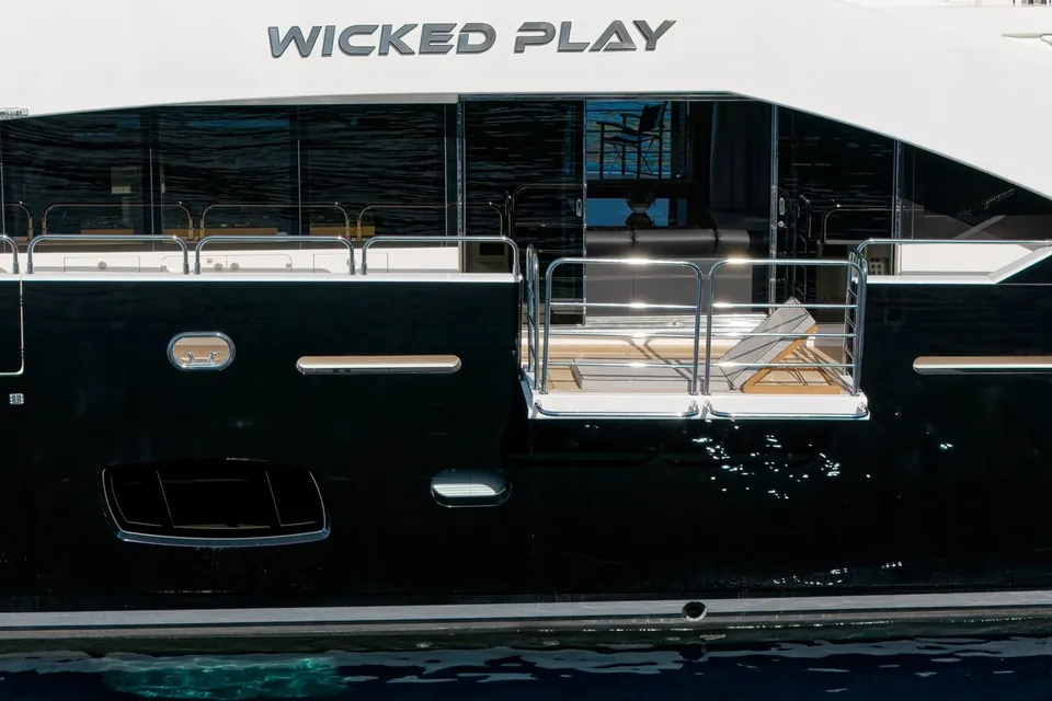 Wicked Play, 2015 Sunseeker 115 Sport Yacht, photo 23