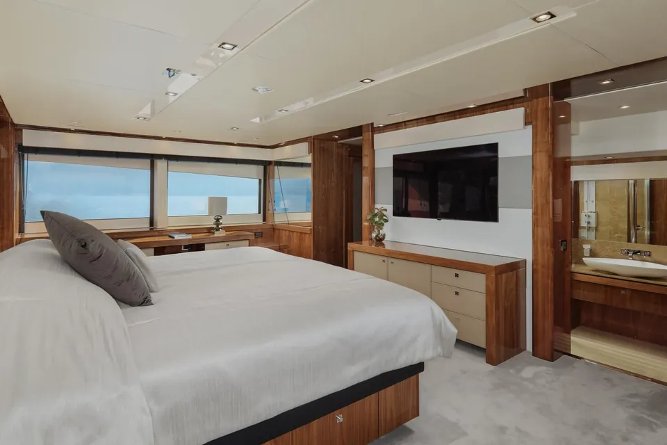 Wicked Play, 2015 Sunseeker 115 Sport Yacht, photo 35