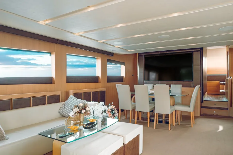 Sea Pearl 2, 2015 Aicon 85 Fly, photo 9