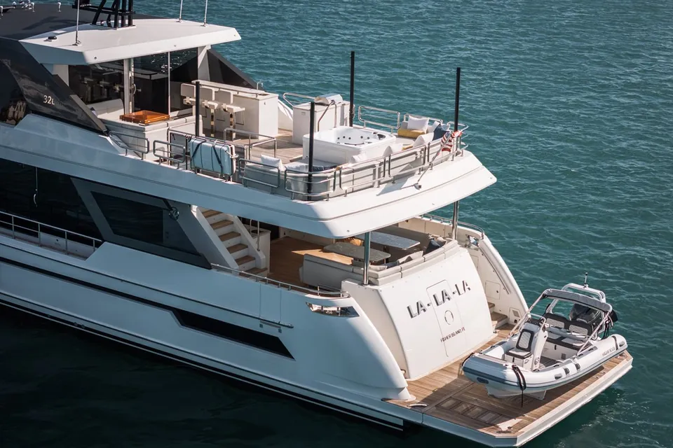 La-La-La, 2024 Ocean Alexander 32L, photo 7