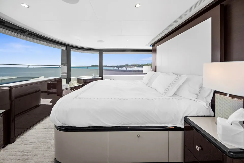 La-La-La, 2024 Ocean Alexander 32L, photo 40