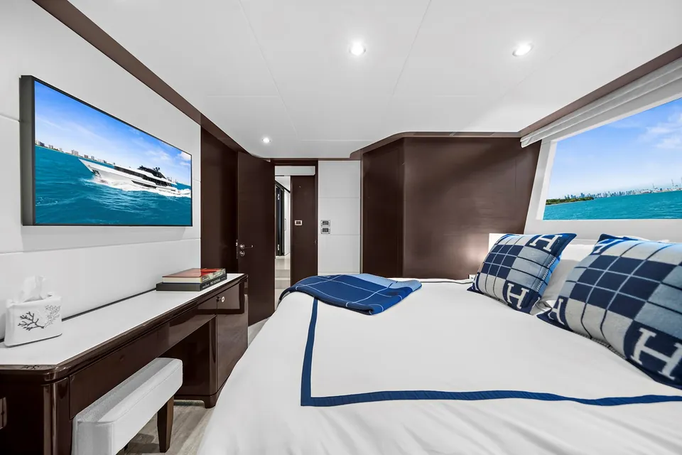 La-La-La, 2024 Ocean Alexander 32L, photo 46
