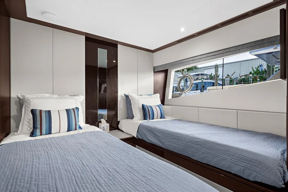 La-La-La, 2024 Ocean Alexander 32L, photo 52