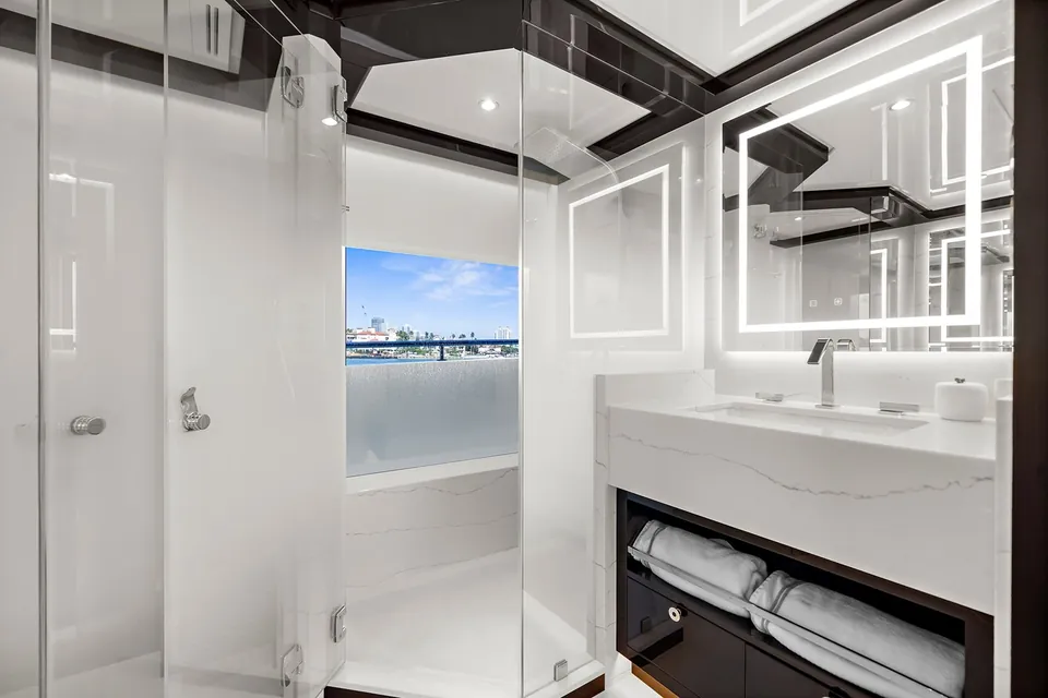 La-La-La, 2024 Ocean Alexander 32L, photo 54
