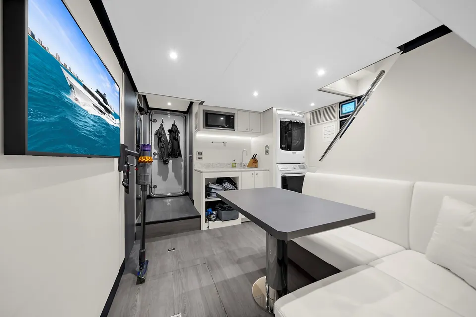 La-La-La, 2024 Ocean Alexander 32L, photo 62
