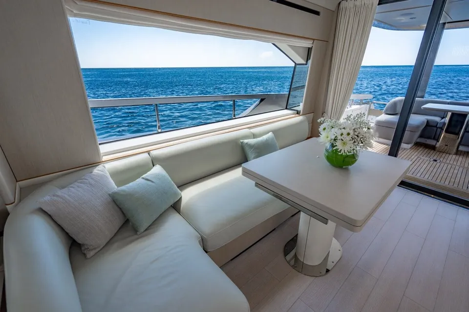 Effortless, 2023 Azimut Fly 68, photo 6