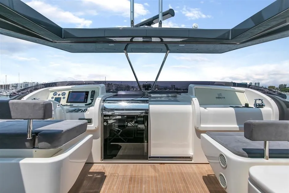 Lontano, 2016 Ferretti 960, photo 4