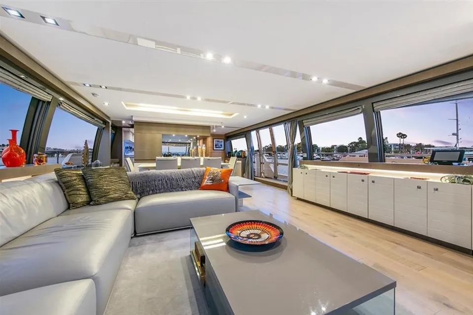 Lontano, 2016 Ferretti 960, photo 9