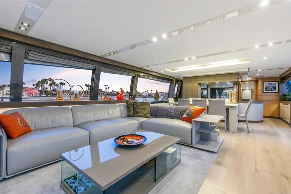 Lontano, 2016 Ferretti 960, photo 10