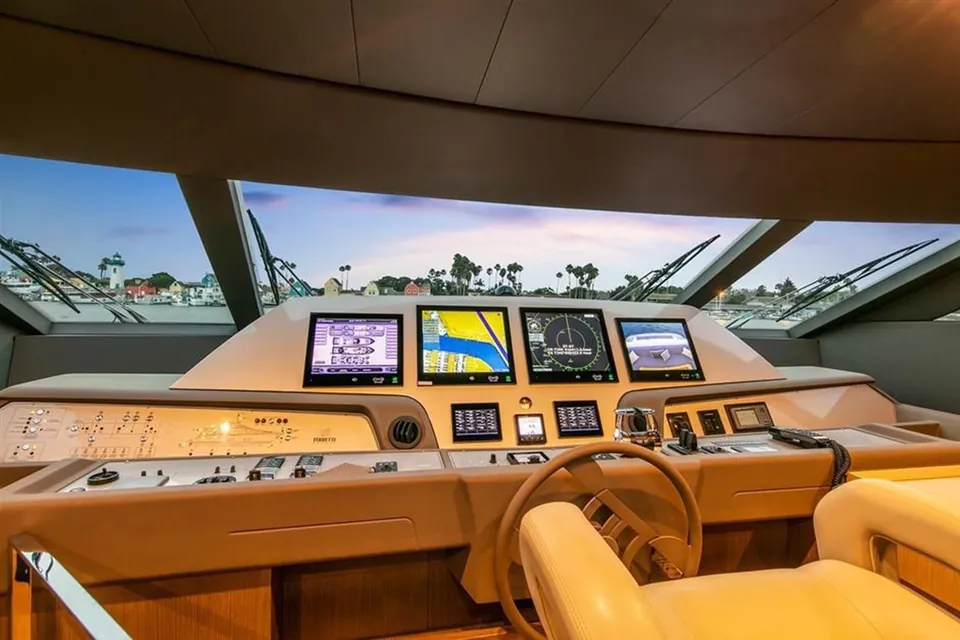 Lontano, 2016 Ferretti 960, photo 13