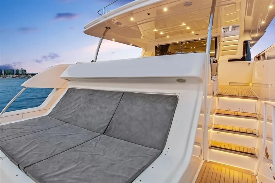 Lontano, 2016 Ferretti 960, photo 25