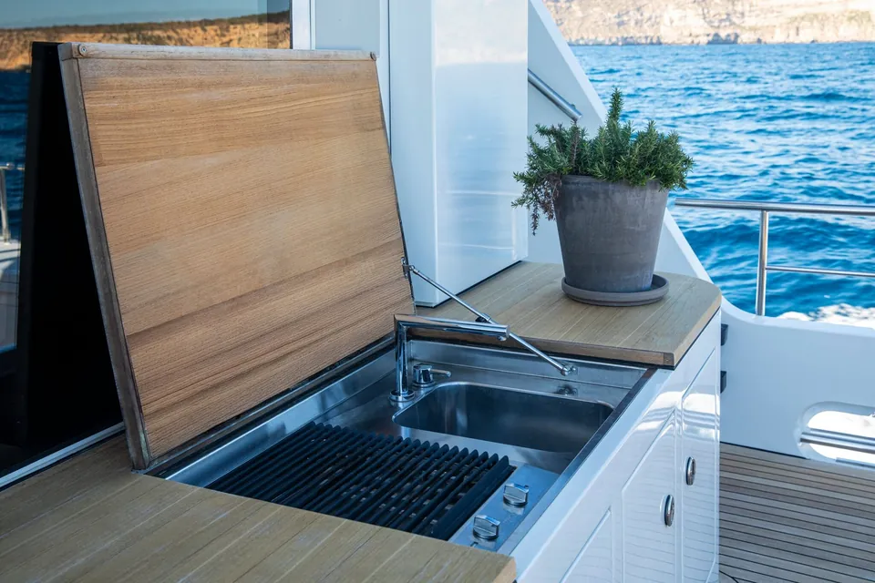 Playa, 2018 Lynx Yachts Crossover 27, photo 28