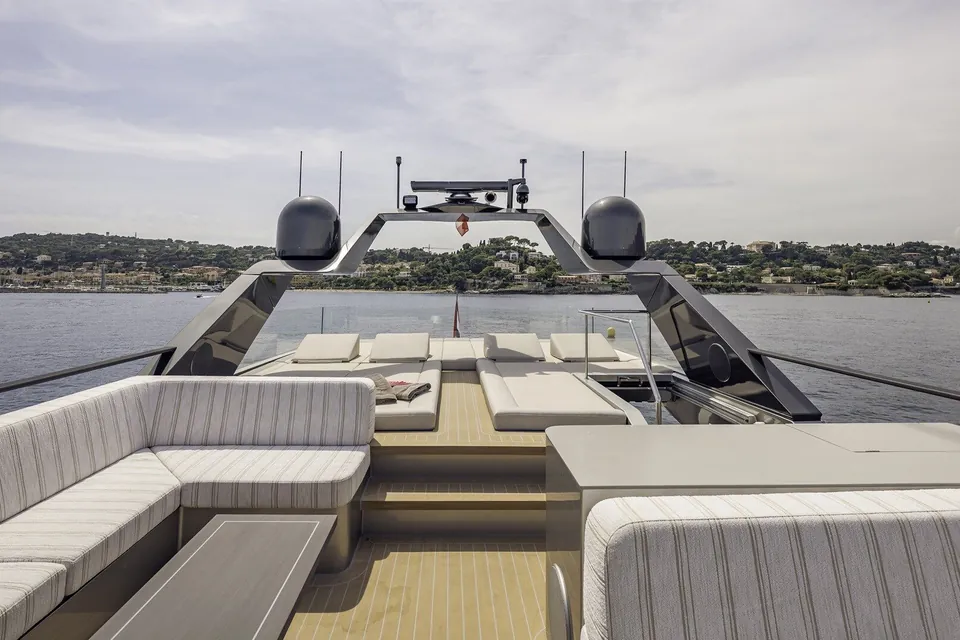 St-Barth II, 2025 St-Barth Yachts 85 Fly, photo 4