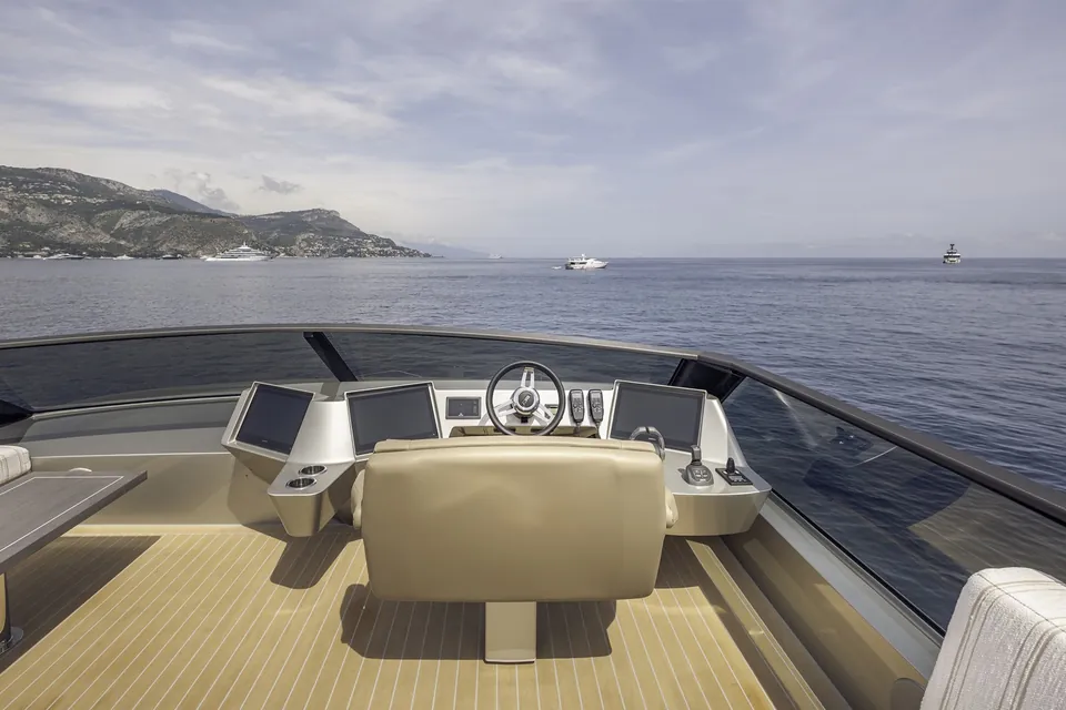 St-Barth II, 2025 St-Barth Yachts 85 Fly, photo 5