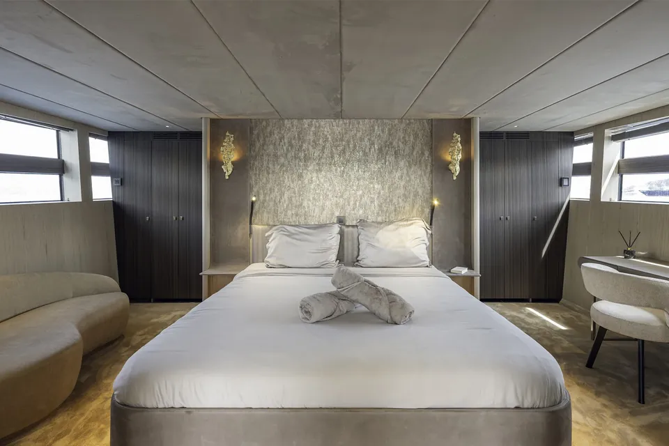 St-Barth II, 2025 St-Barth Yachts 85 Fly, photo 13