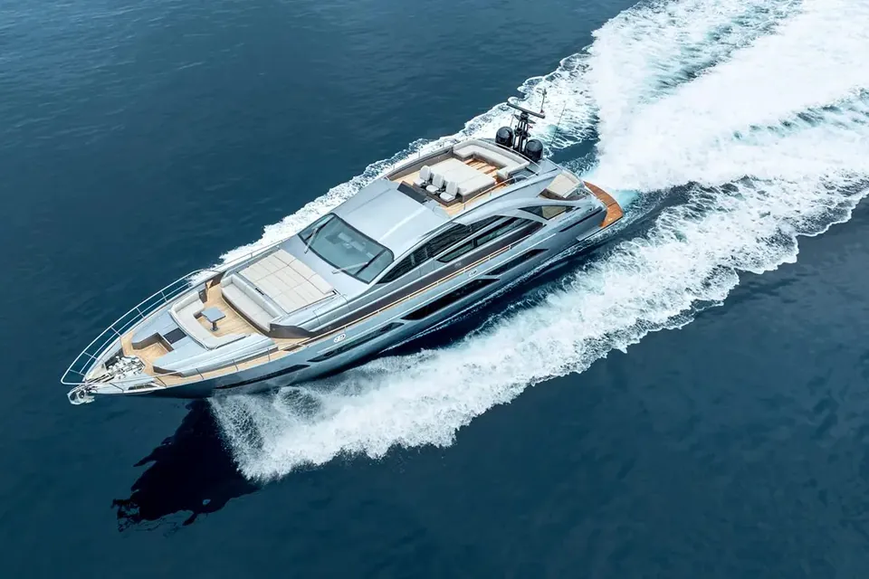 Mavis, 2019 Pershing 9X, photo 2