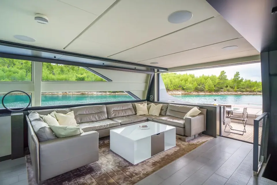 Mavis, 2019 Pershing 9X, photo 10