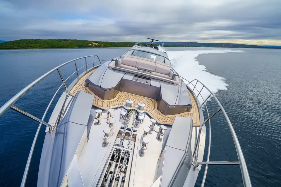 Mavis, 2019 Pershing 9X, photo 17