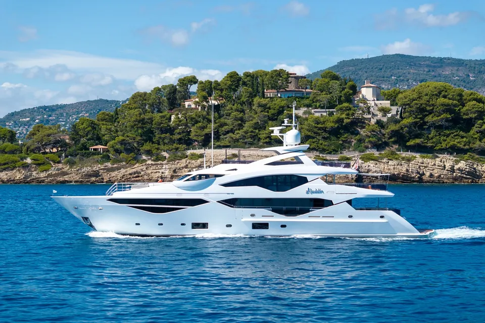 Aladdin, 2017 Sunseeker 131 Yacht, photo 2