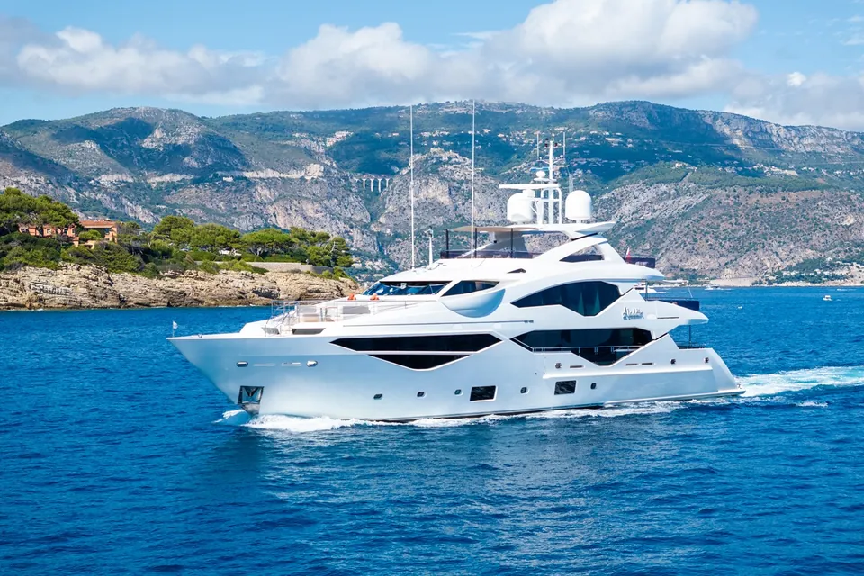 Aladdin, 2017 Sunseeker 131 Yacht, photo 3