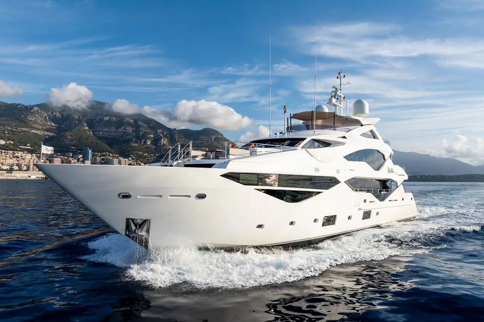 Aladdin, 2017 Sunseeker 131 Yacht, photo 5
