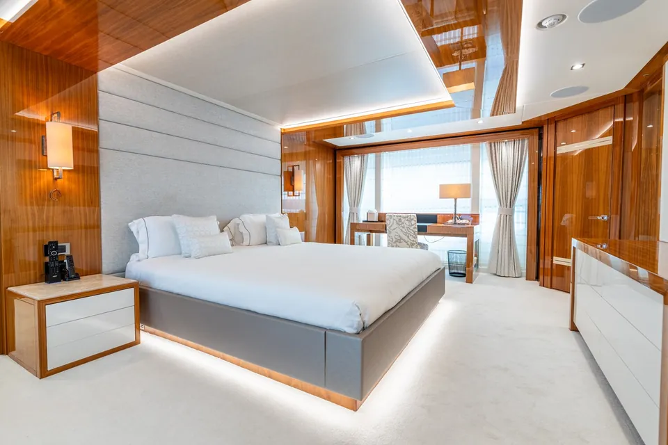 Aladdin, 2017 Sunseeker 131 Yacht, photo 38