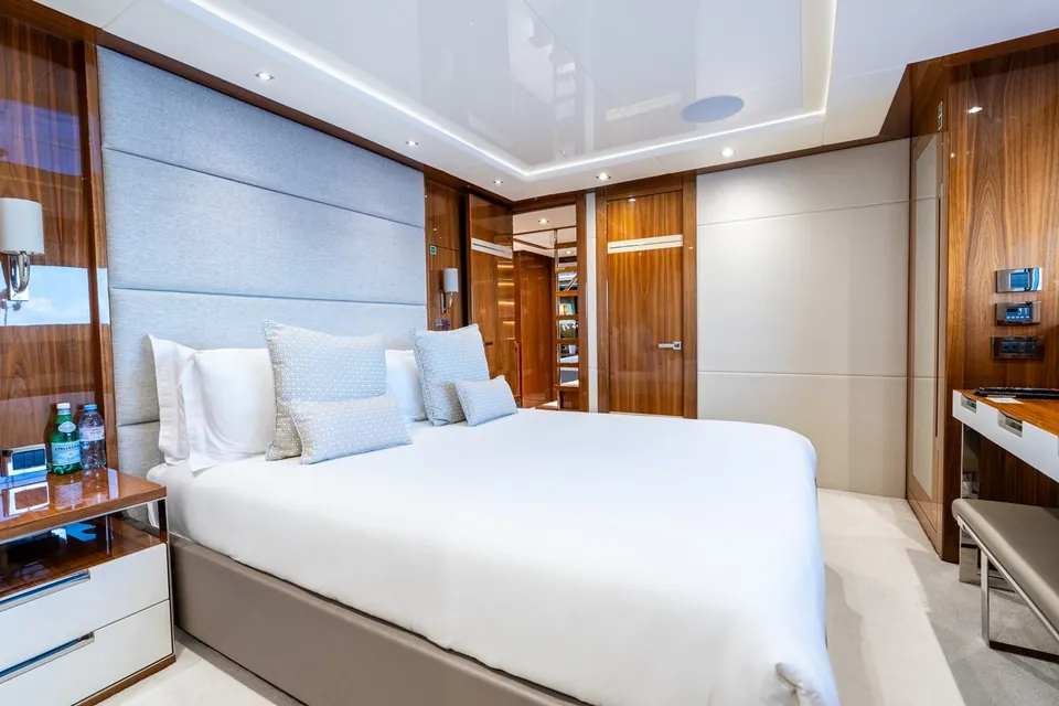 Aladdin, 2017 Sunseeker 131 Yacht, photo 44