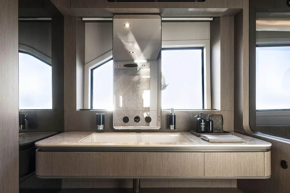 2024 Ferretti 720, photo 6