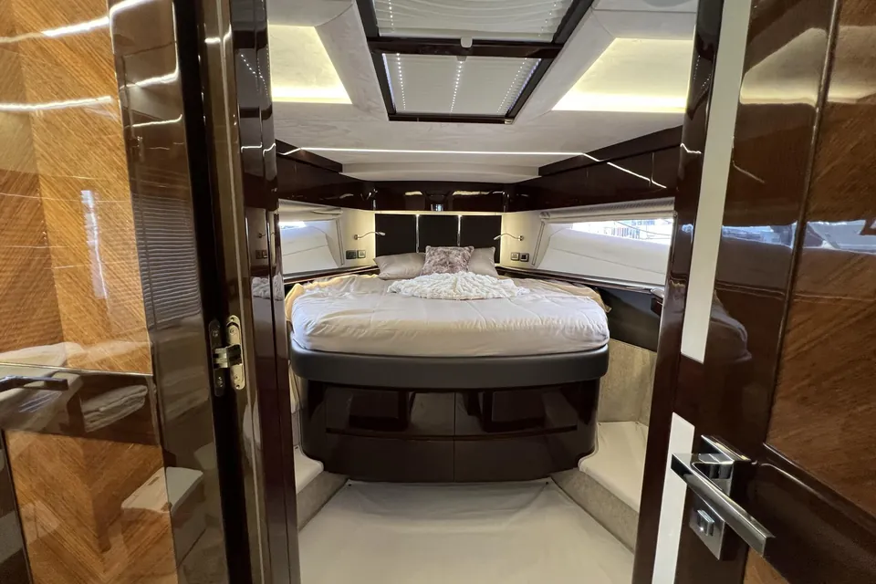 Jack of Hearts, 2020 Galeon 680 Fly, photo 2