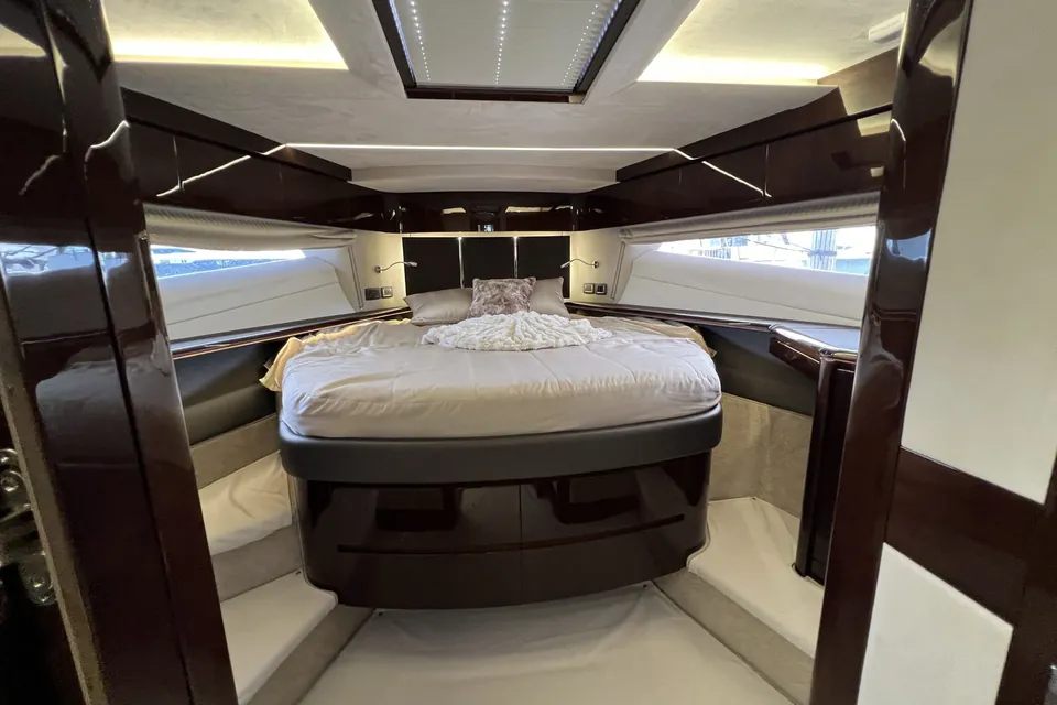 Jack of Hearts, 2020 Galeon 680 Fly, photo 3