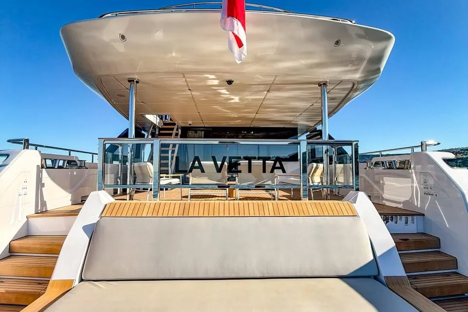 La Vetta, 2025 Custom Line Navetta 38, photo 14