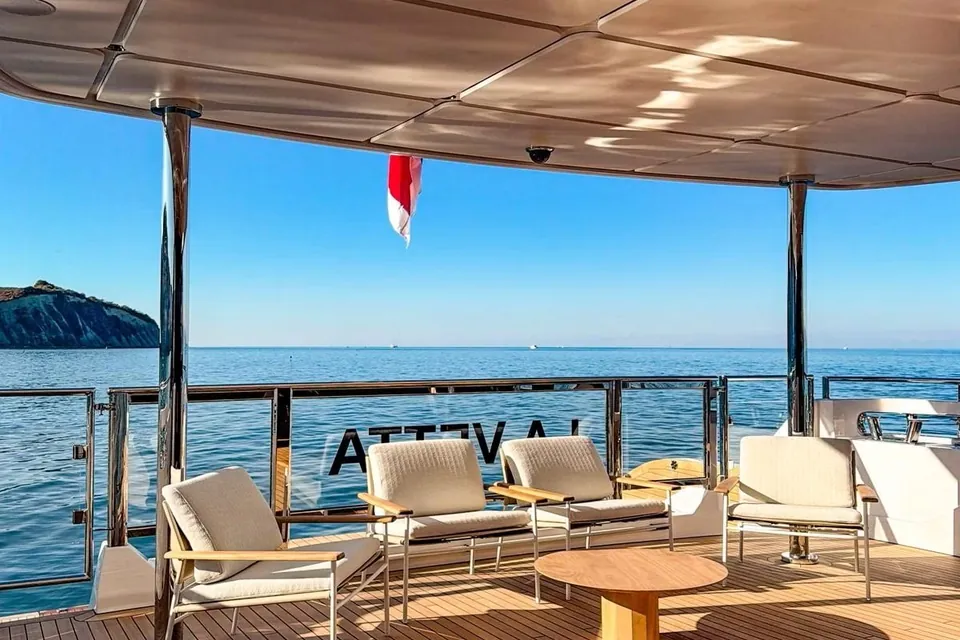 La Vetta, 2025 Custom Line Navetta 38, photo 15