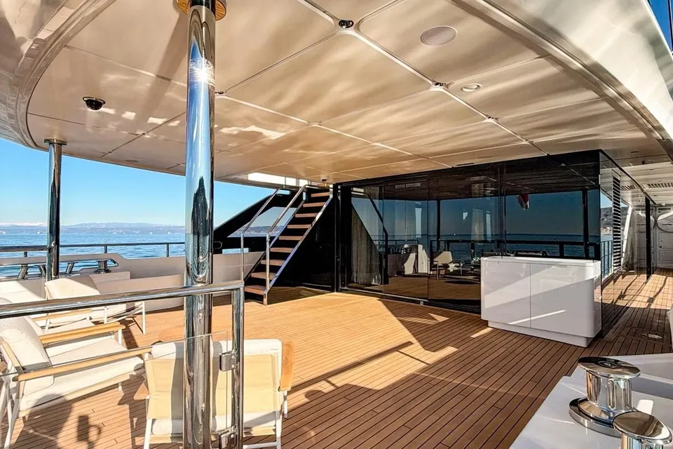 La Vetta, 2025 Custom Line Navetta 38, photo 16