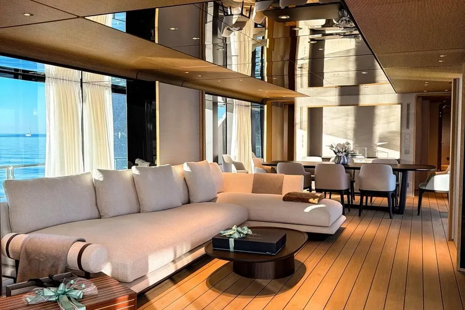 La Vetta, 2025 Custom Line Navetta 38, photo 17