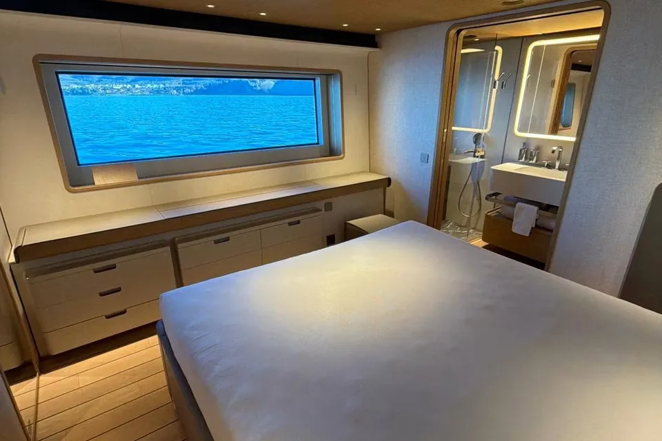 La Vetta, 2025 Custom Line Navetta 38, photo 34
