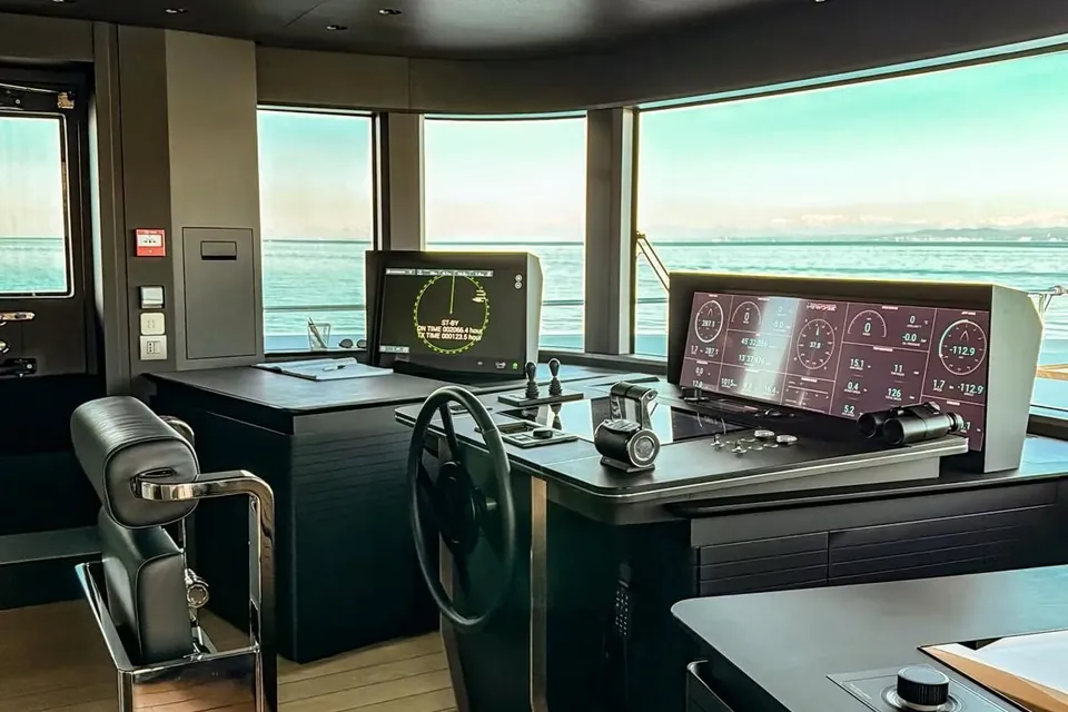 La Vetta, 2025 Custom Line Navetta 38, photo 37