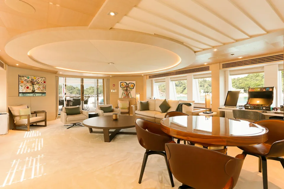 Artisa, 2017 Heesen 4700 Series, photo 18