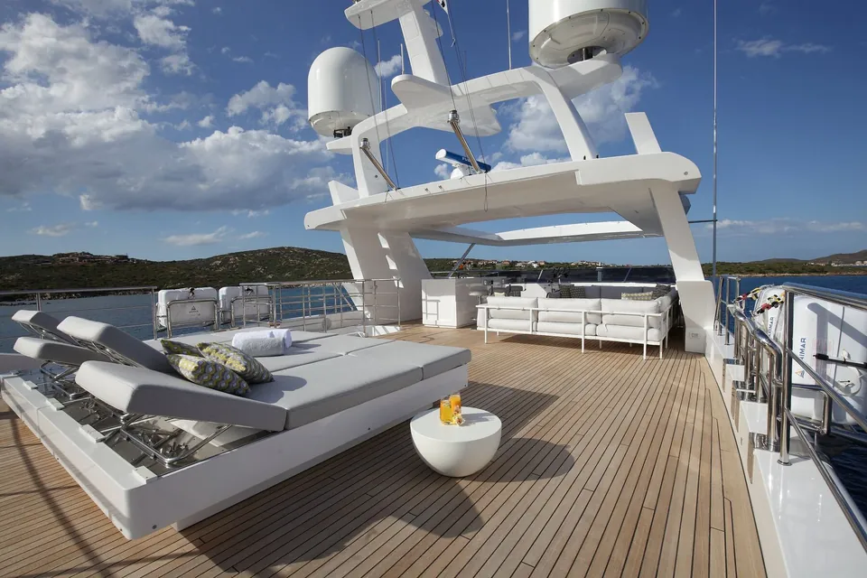 Willow, 2017 Benetti Fast 140', photo 16