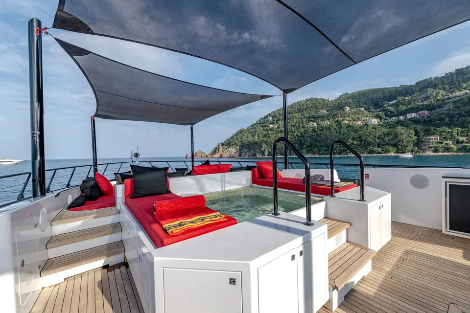 Black Legend, 2017 Mangusta 165E, photo 15