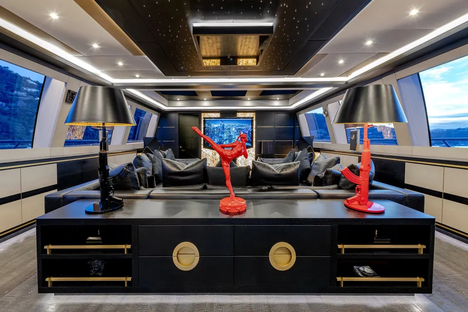 Black Legend, 2017 Mangusta 165E, photo 18