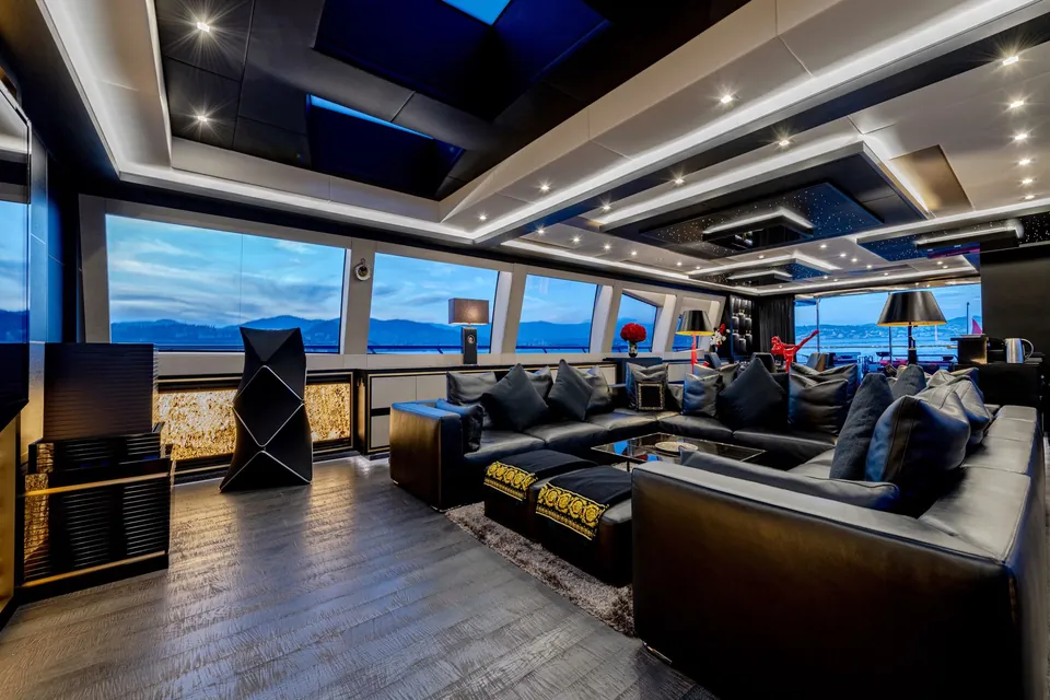 Black Legend, 2017 Mangusta 165E, photo 20