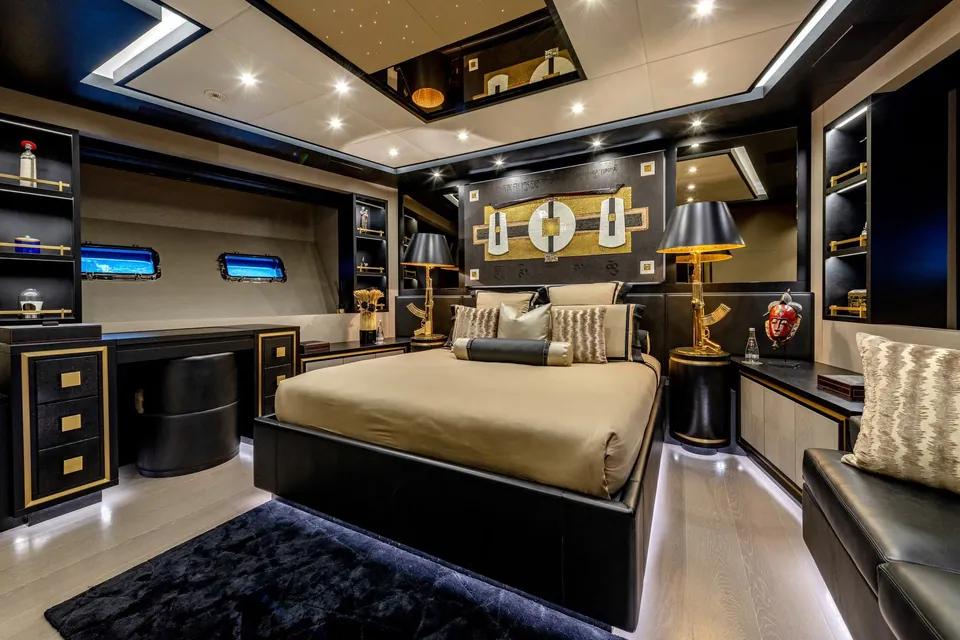 Black Legend, 2017 Mangusta 165E, photo 32