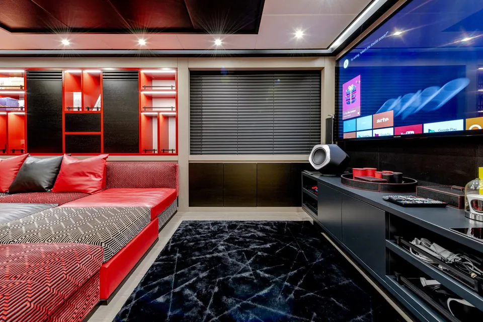 Black Legend, 2017 Mangusta 165E, photo 39